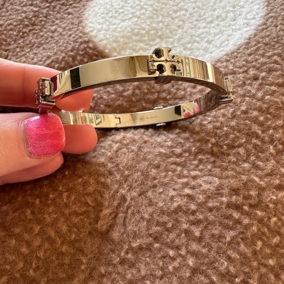 Tory Burch Multicolor Metal Bracelets. Set of 4 Authentic - Picture 3 of 5